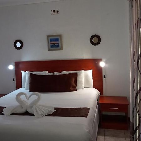 Rest Shade Bed And Breakfast Palapye Exteriér fotografie